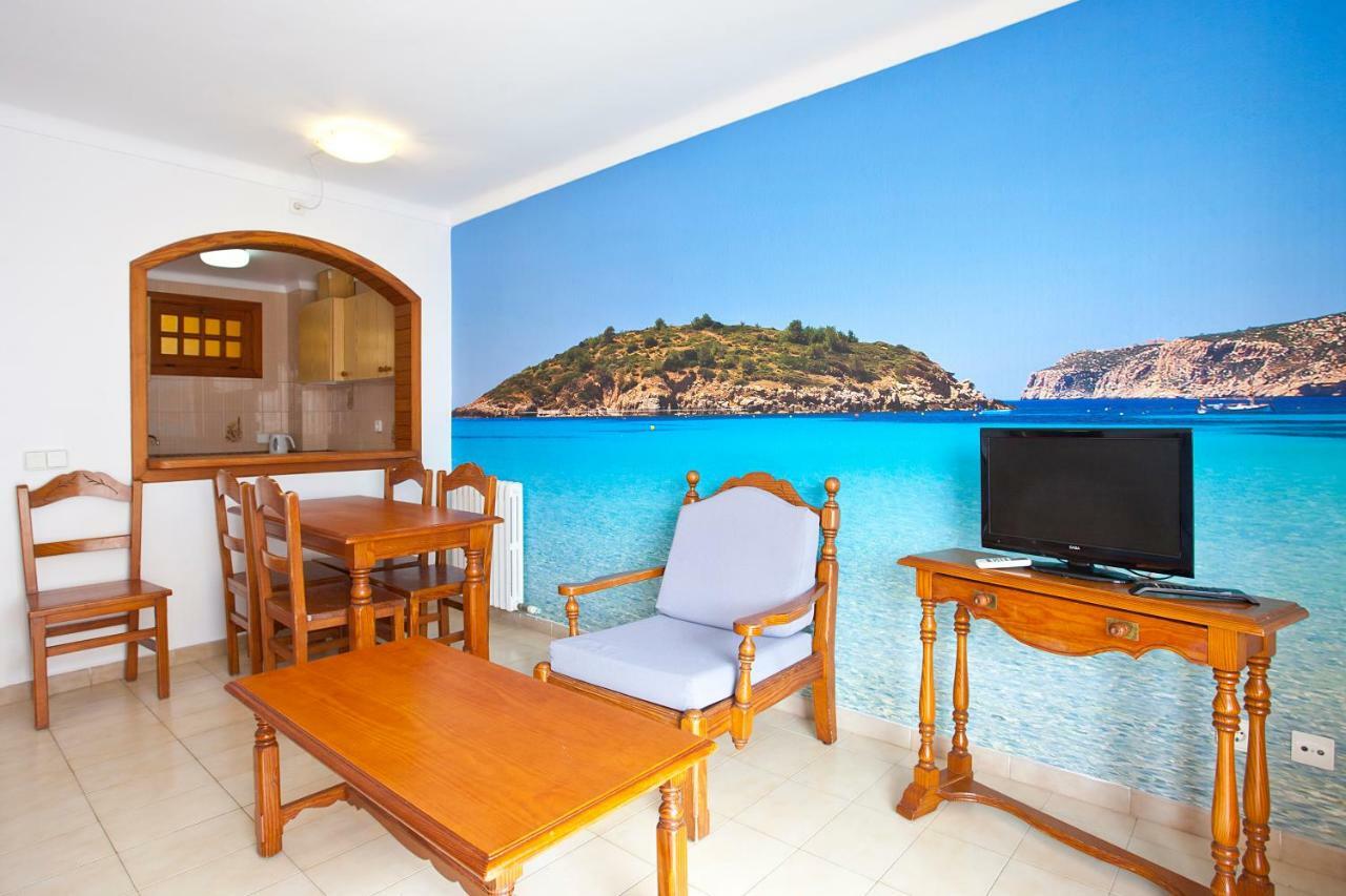Apartamentos Sol y Mar Cala Bona  Exterior foto