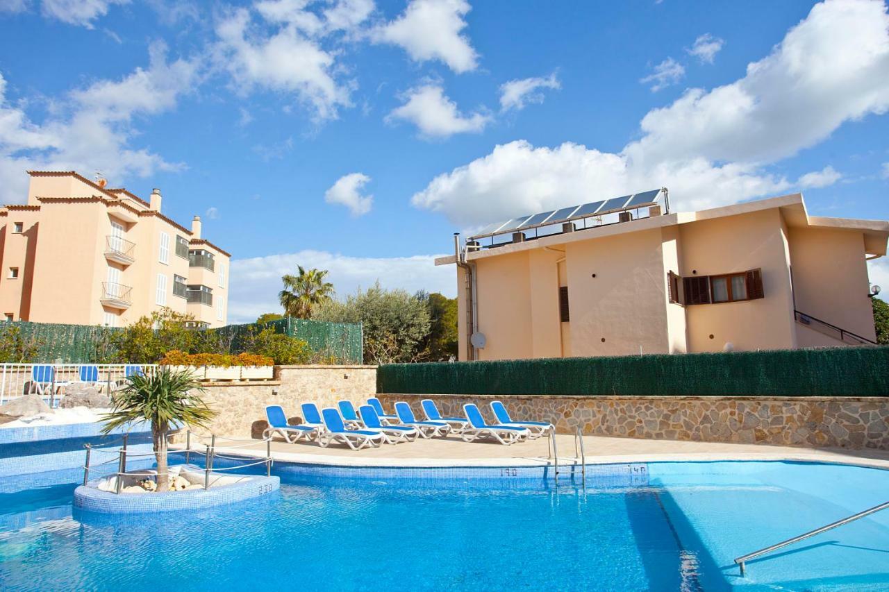 Apartamentos Sol y Mar Cala Bona  Exterior foto